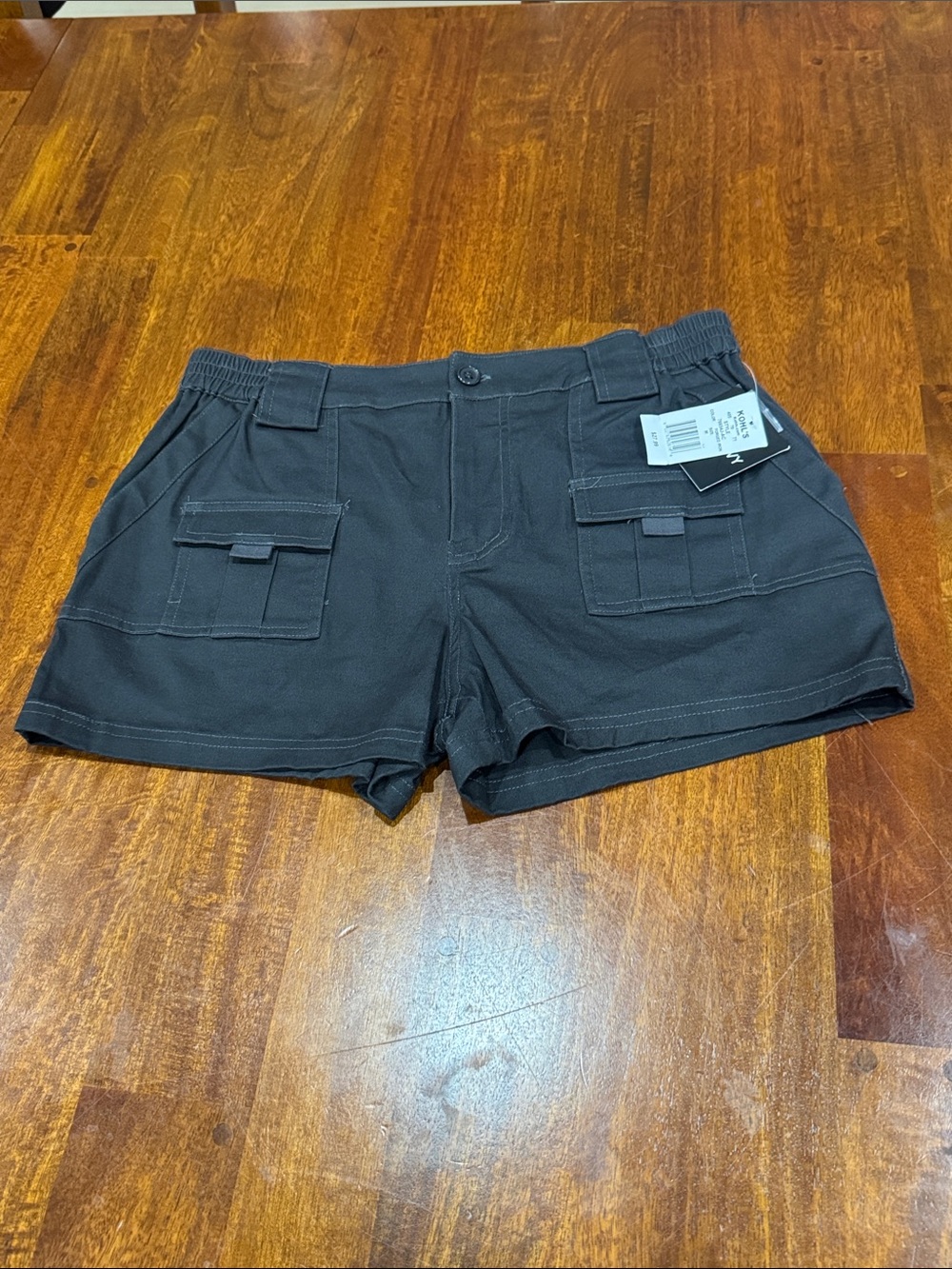 NWT Harper & Ivy Blackish Gray Cargo Pocket Shorts